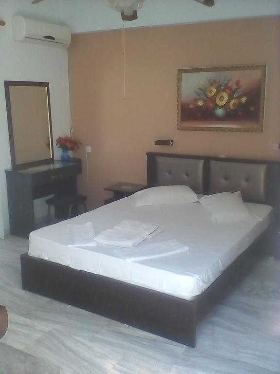 Noula Studio Aparthotel อาร์กาซี ภายนอก รูปภาพ